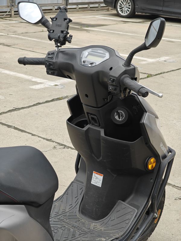 二手豪爵虎鲨VX125