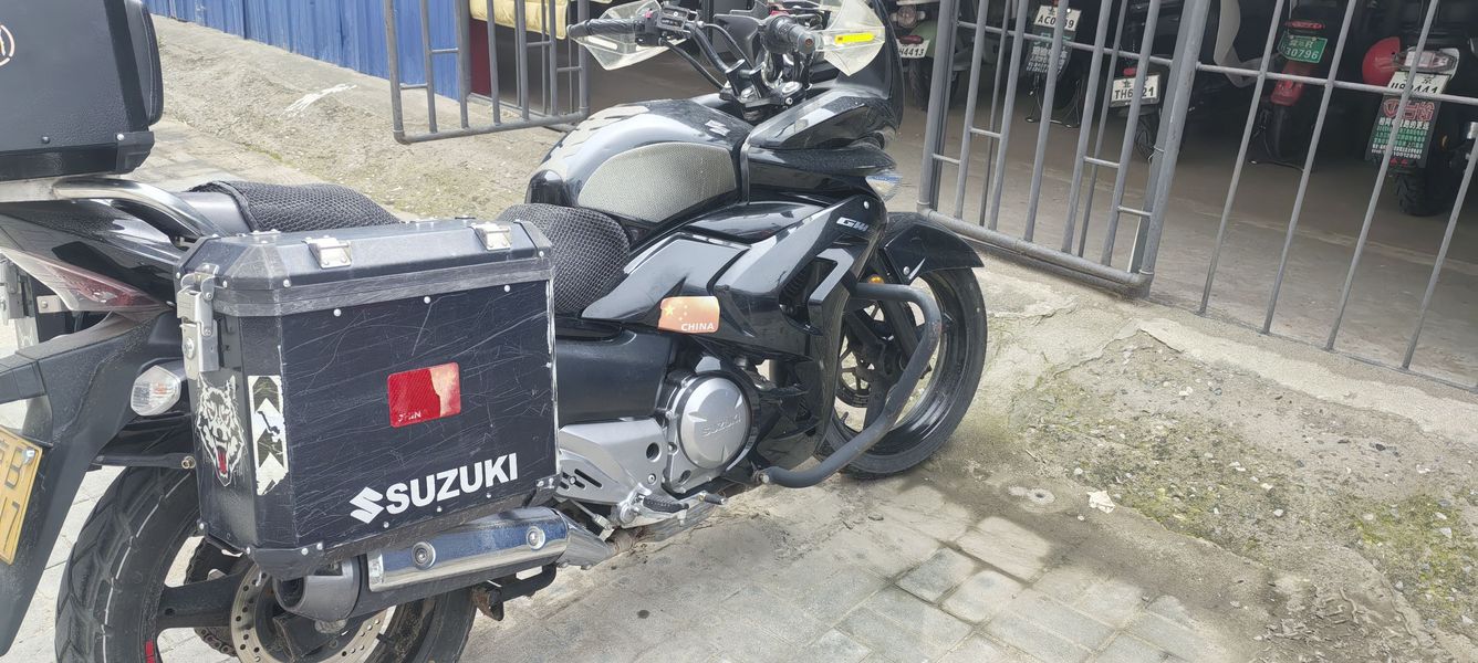 二手铃木GW 250F Inazuma 
