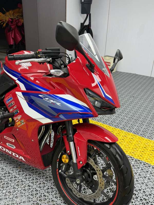 二手本田CBR400R