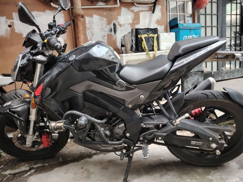 二手贝纳利小迅龙 BN150S