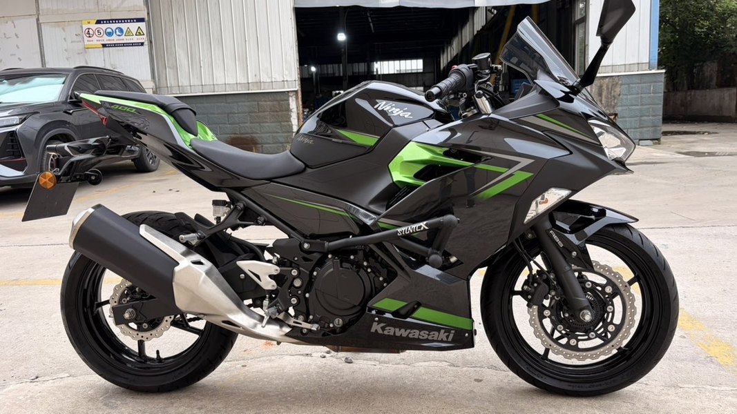二手川崎Ninja 400