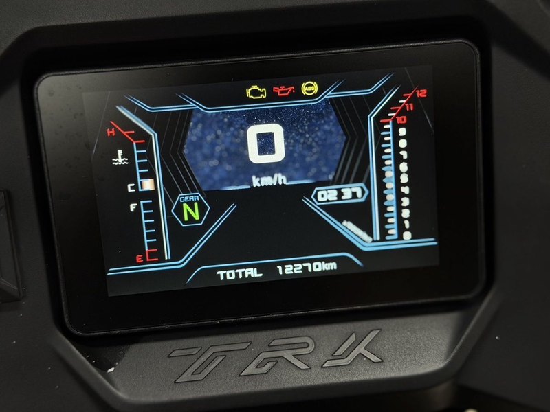 二手贝纳利金鹏 TRK502