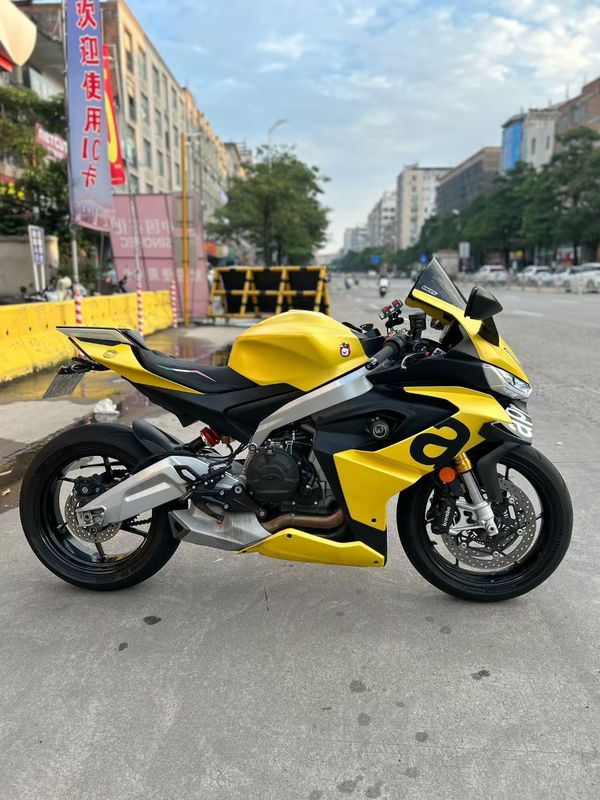 二手阿普利亚RS 660 