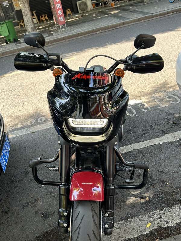 二手哈雷戴维森肥霸 Fat Bob