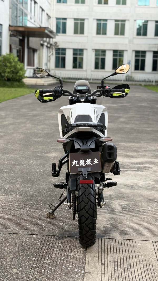 二手贝纳利BKX250