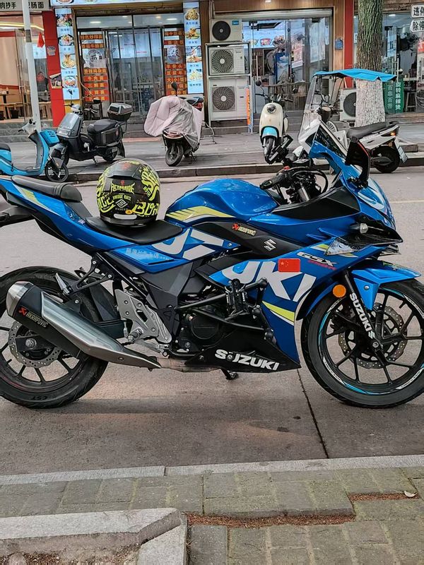 二手豪爵铃木GSX250R