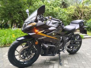 二手豪爵铃木GSX250R