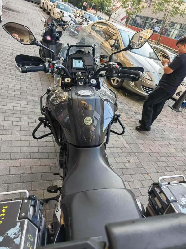 二手贝纳利金鹏 TRK502