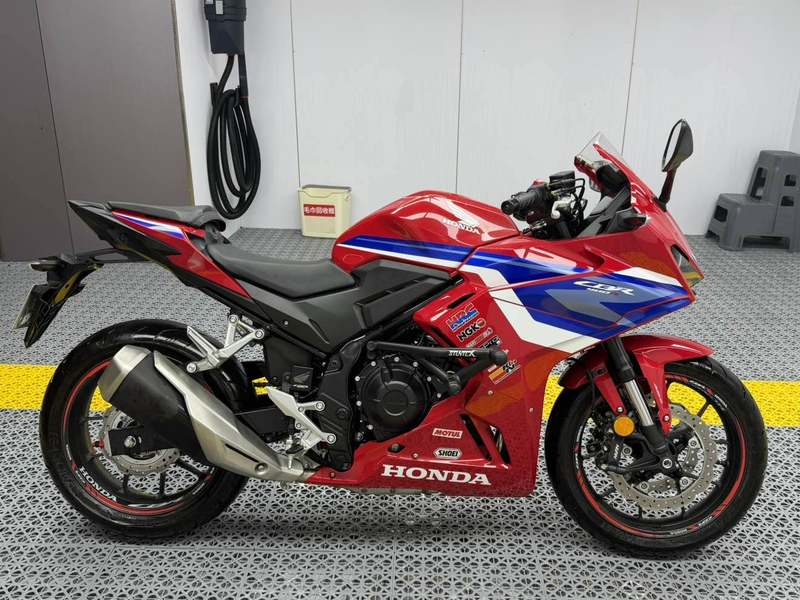 二手本田CBR400R