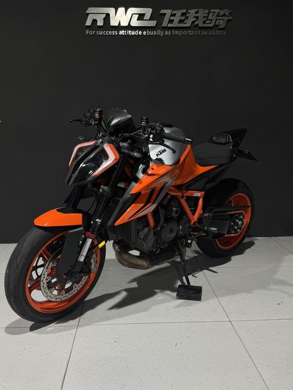 二手KTMR2R1290 Super Duke