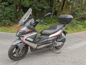 二手宗申阿普利亚SR Max 300