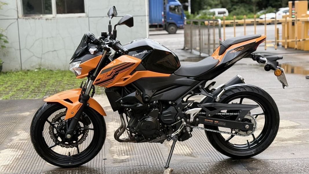 二手川崎Z400