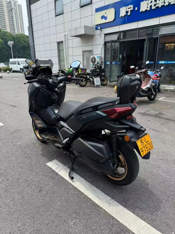 二手雅马哈XMAX
