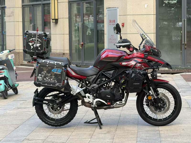二手贝纳利金鹏 TRK502