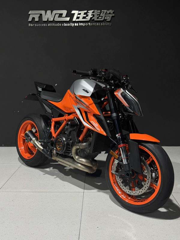 二手KTMR2R1290 Super Duke