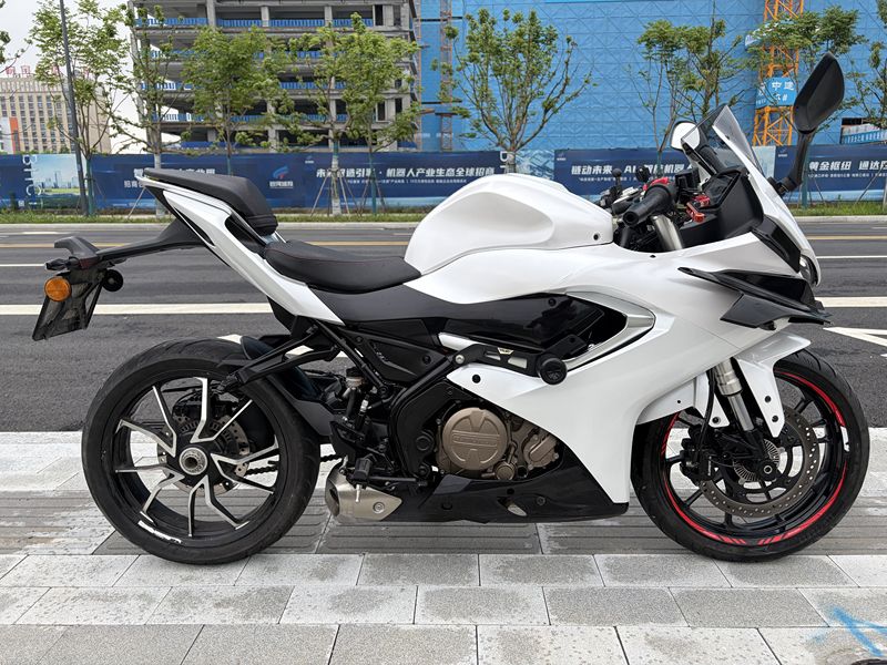 二手QJMOTOR赛250