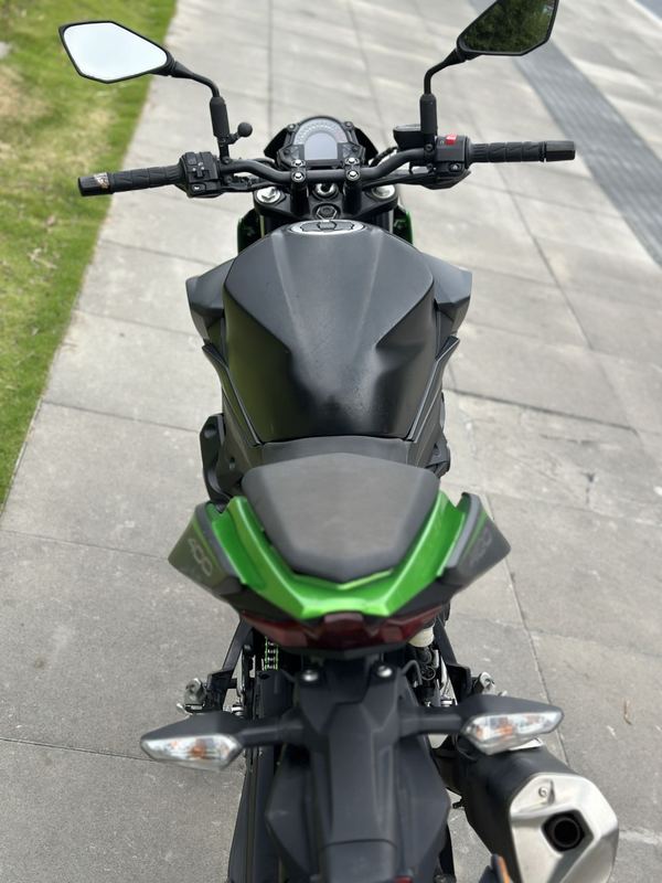 二手川崎Z400