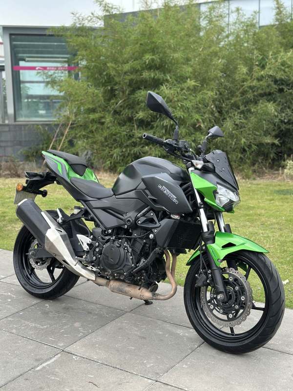二手川崎Z400