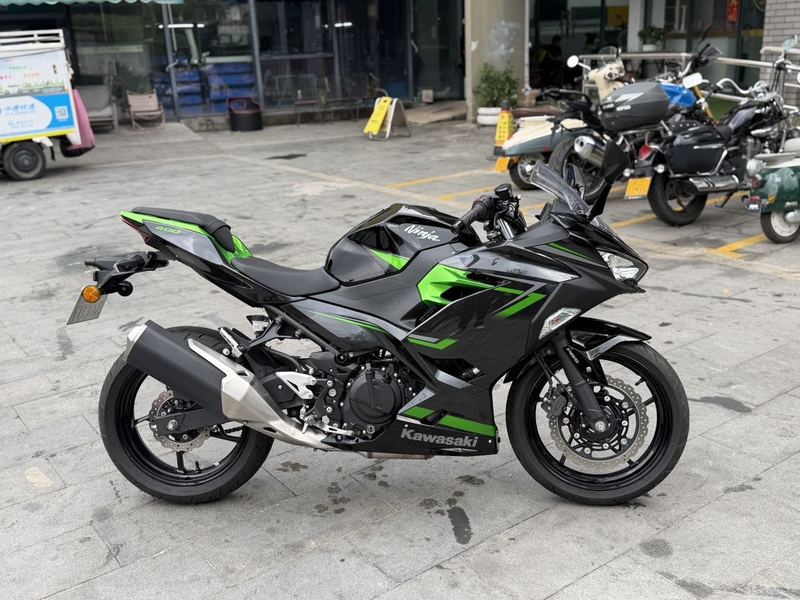 二手川崎Ninja 400