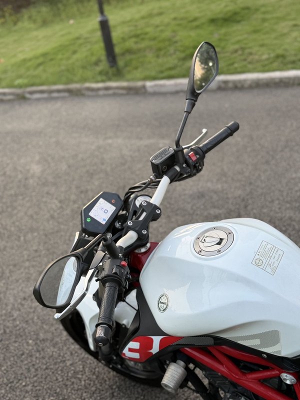 二手贝纳利蓝宝龙 BN302S