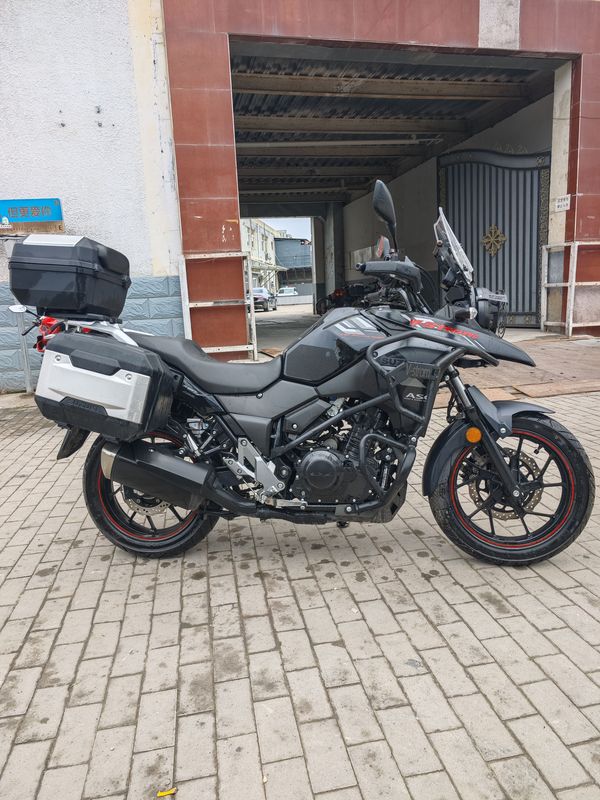 二手豪爵铃木DL250