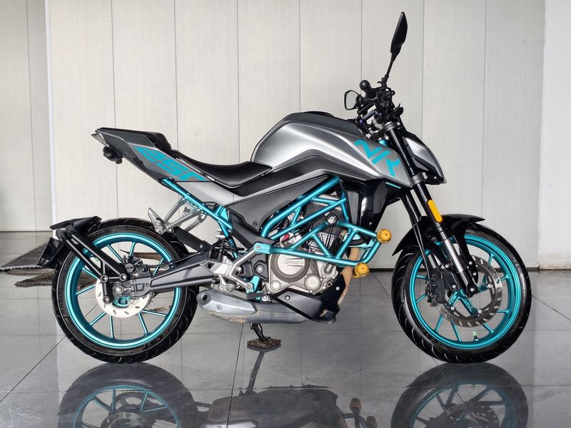 二手春风250NK
