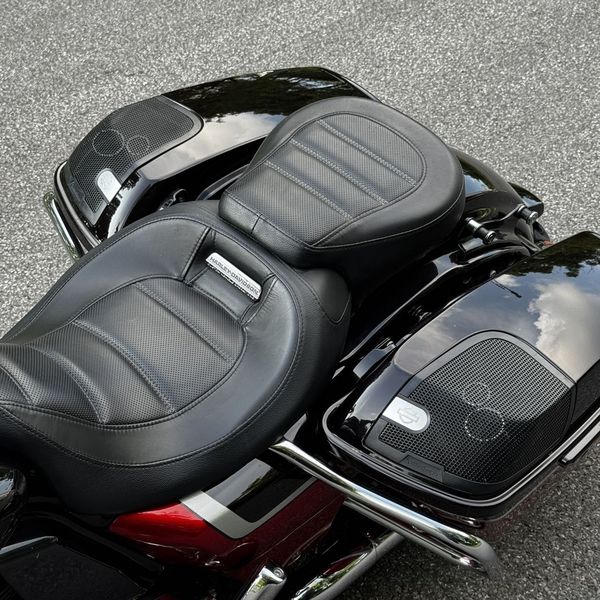 二手哈雷戴维森公路滑翔 Road Glide