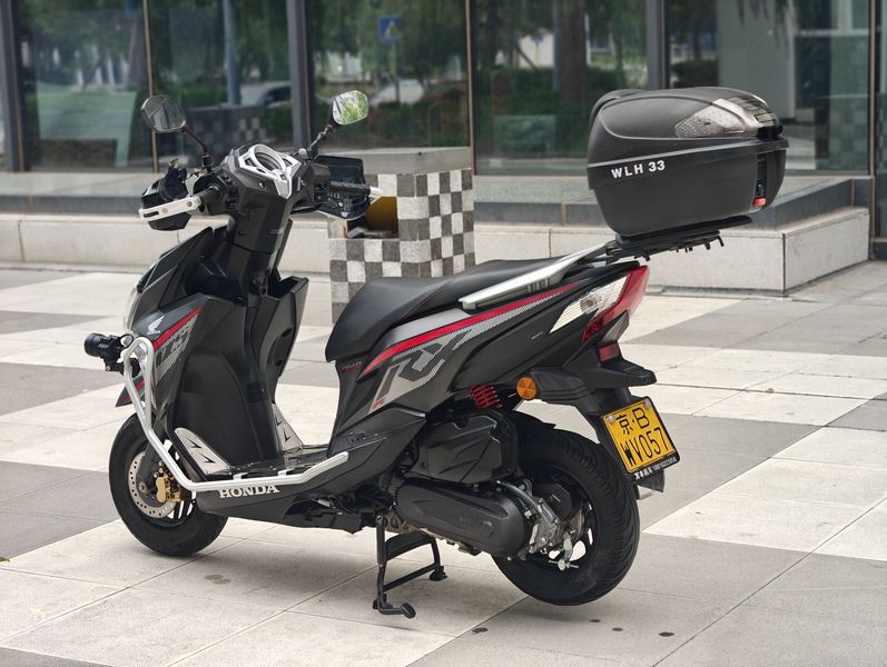 二手新大洲本田裂行 RX125Fi