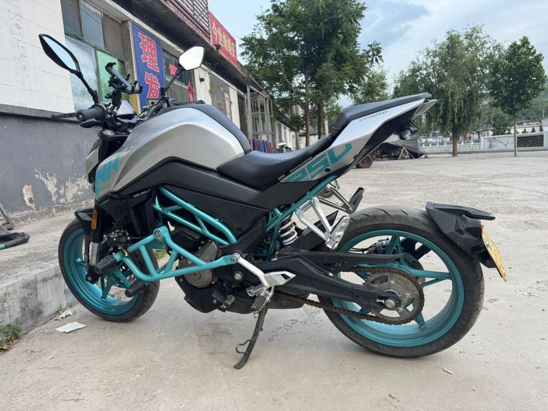 二手春风250NK