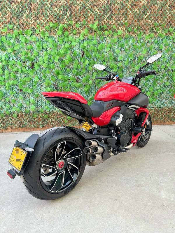 二手杜卡迪Diavel V4