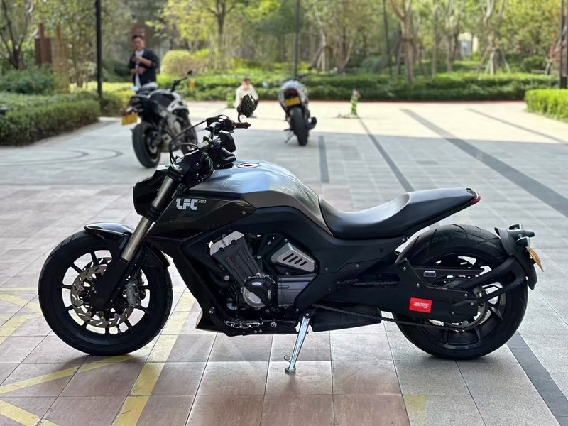 二手奔达LFC700 燎