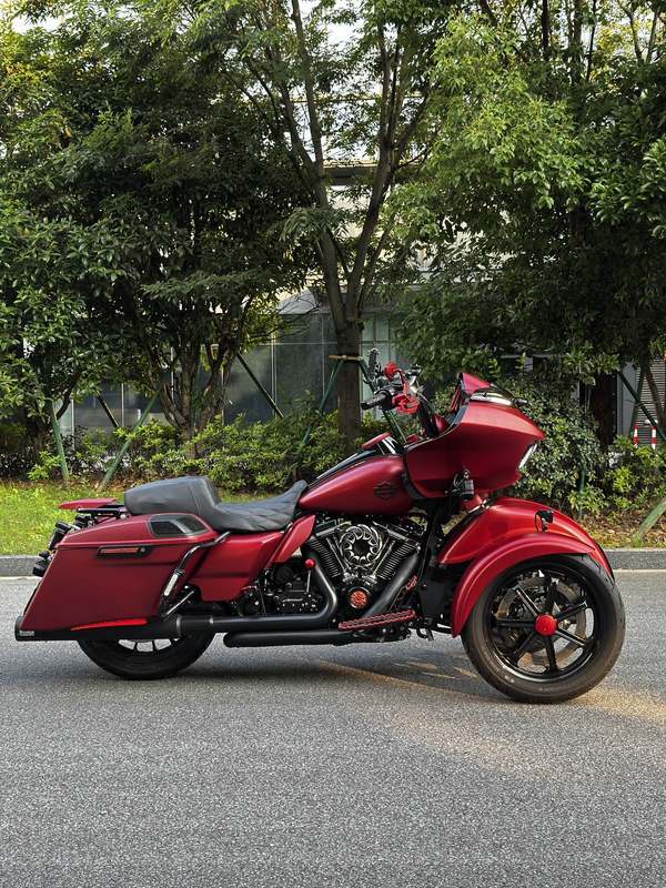 二手哈雷戴维森公路滑翔 Road Glide