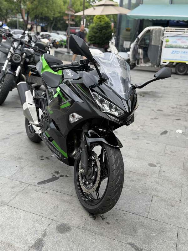 二手川崎Ninja 400