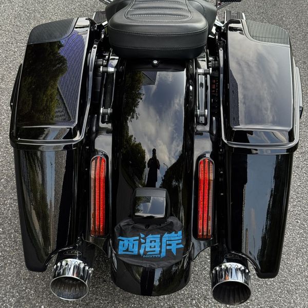 二手哈雷戴维森公路滑翔 Road Glide