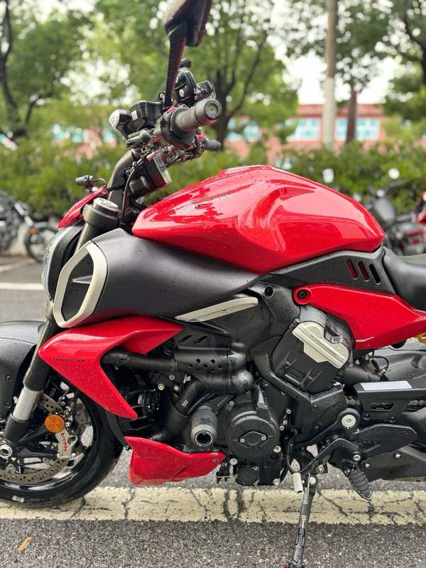 二手杜卡迪Diavel V4