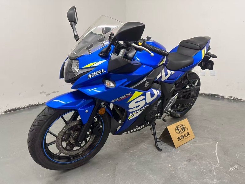 二手豪爵铃木GSX250R