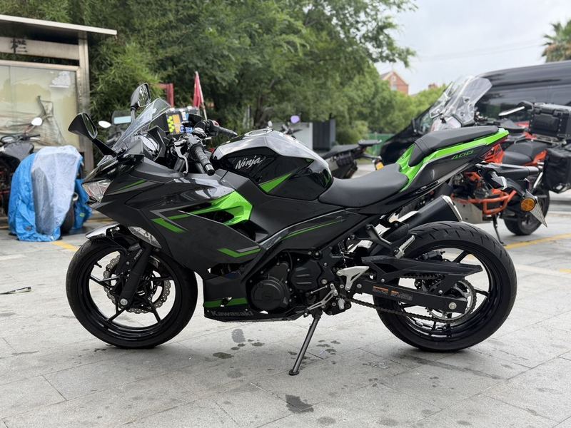 二手川崎Ninja 400