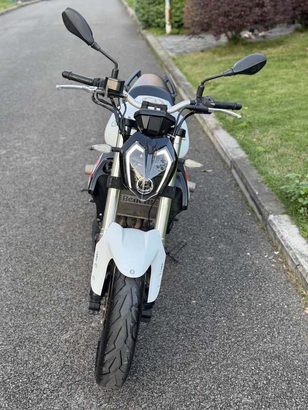 二手贝纳利蓝宝龙 BN302S
