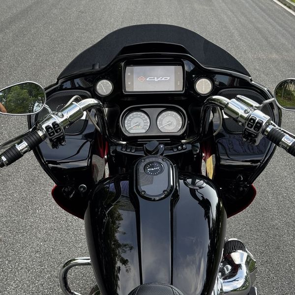 二手哈雷戴维森公路滑翔 Road Glide