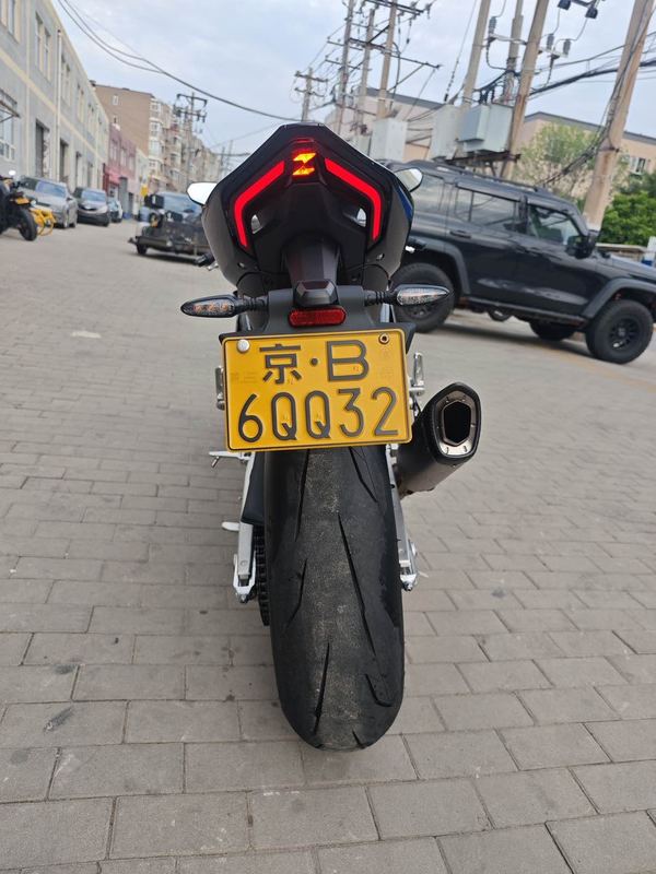 二手张雪机车820RR