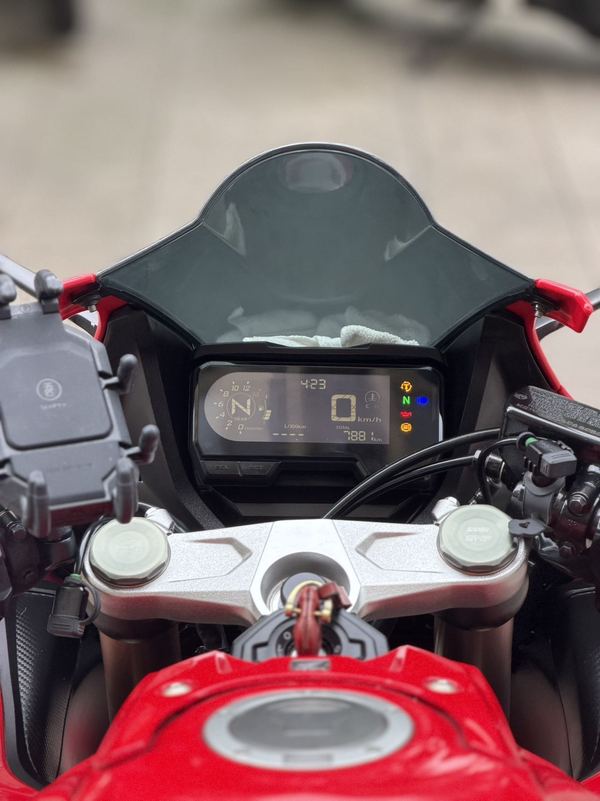 二手本田CBR650R