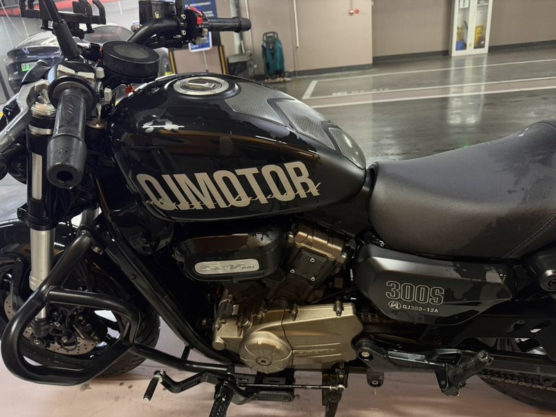 二手QJMOTOR闪300
