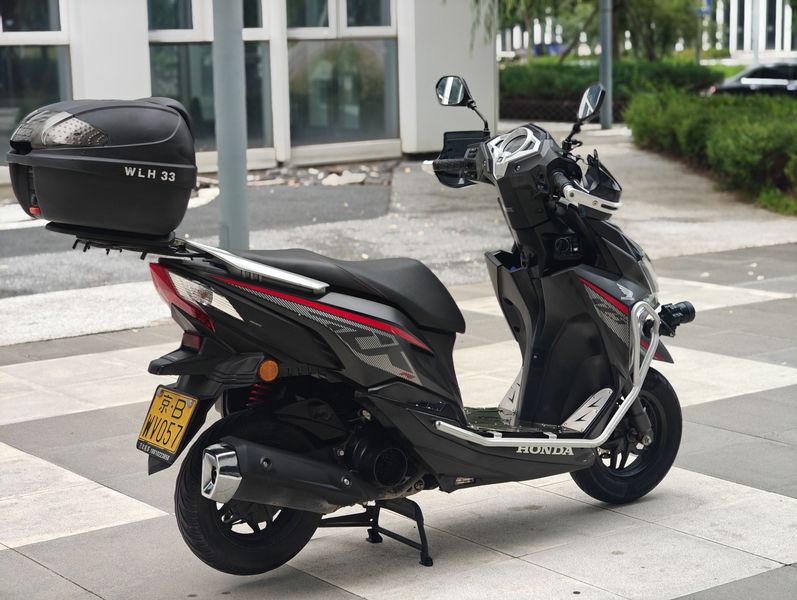二手新大洲本田裂行 RX125Fi