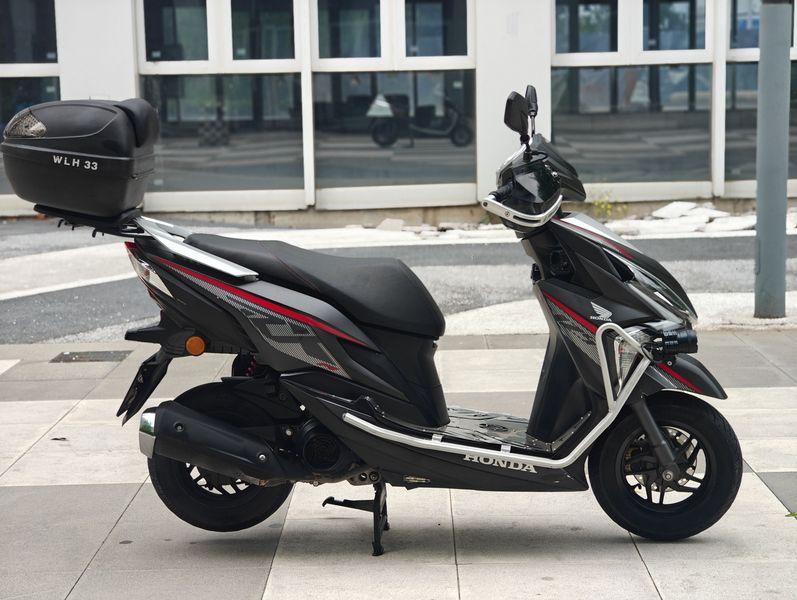 二手新大洲本田裂行 RX125Fi