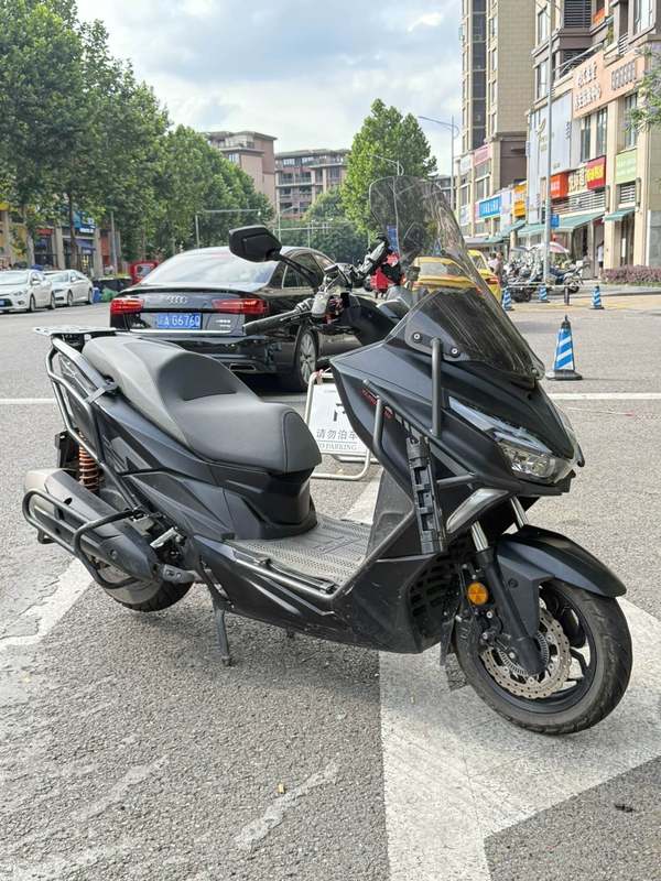 二手QJMOTOR鸿250