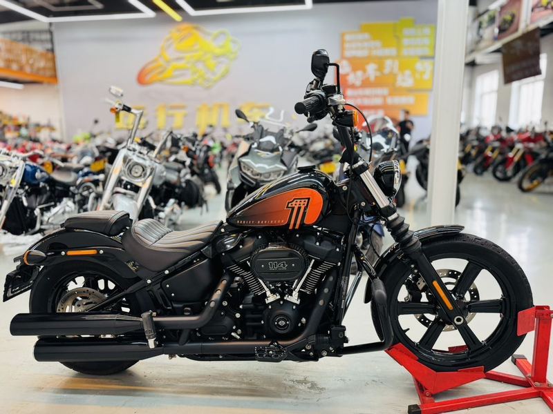 二手哈雷戴维森街霸 Street Bob