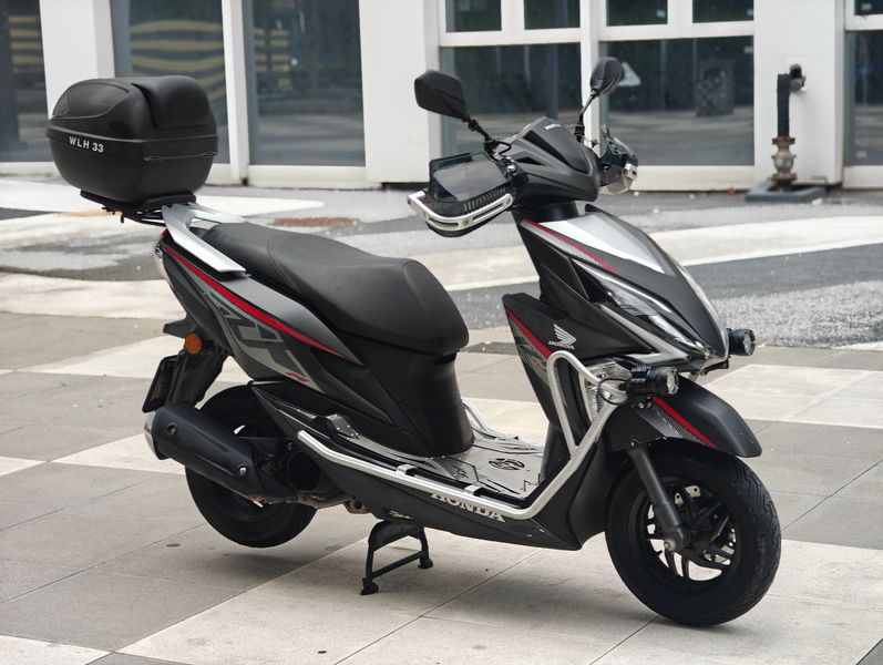 二手新大洲本田裂行 RX125Fi