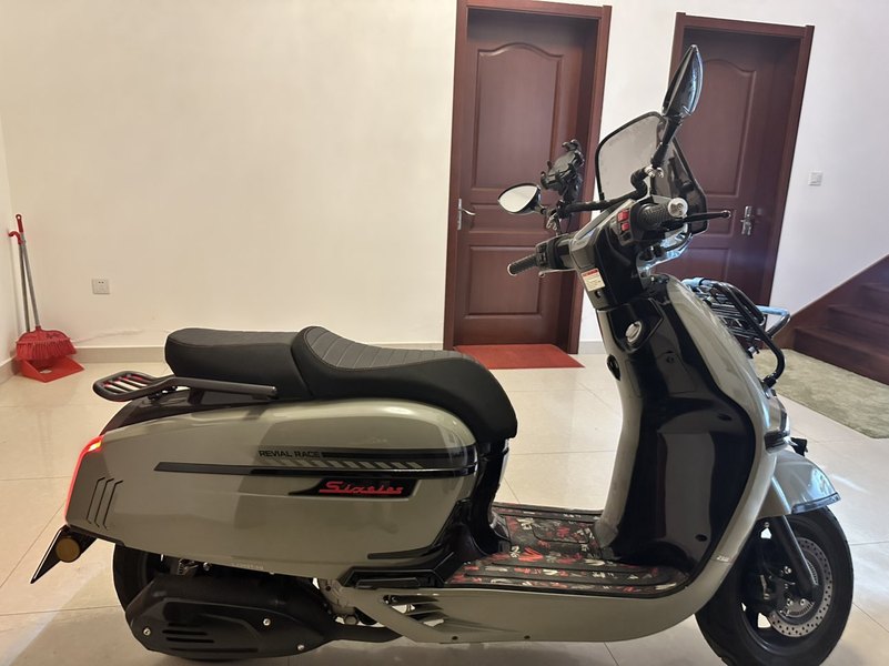 二手维多利亚Sixties 250Si