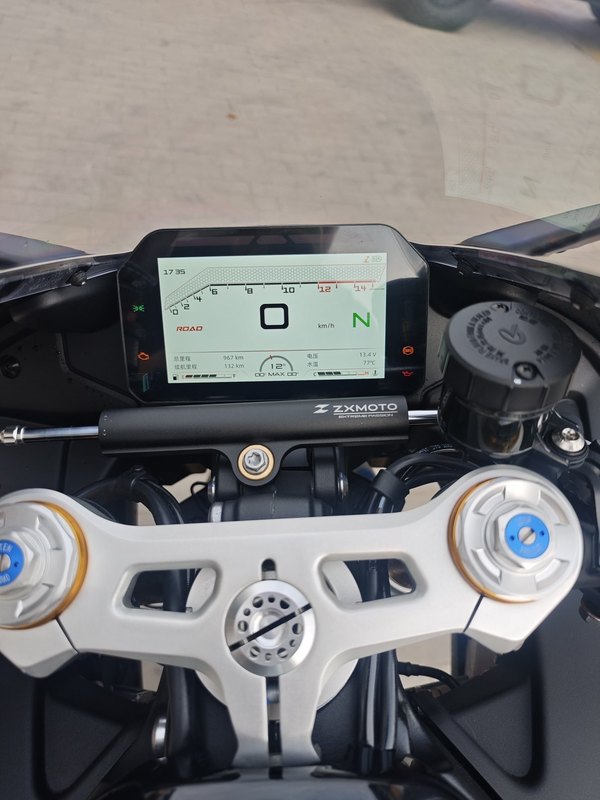 二手张雪机车820RR