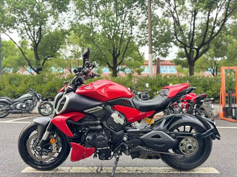 二手杜卡迪Diavel V4